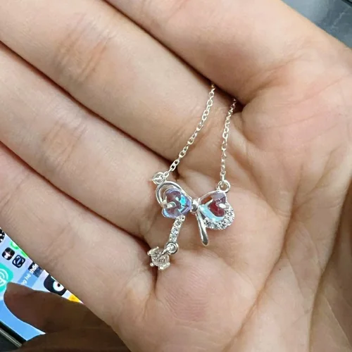 Khách đánh giá Dây chuyền bạc nữ nơ điệu trái tim Asimi Lace Embrace DC76