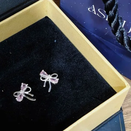 Khách đánh giá Bông tai bạc Ý S925 nơ hồng Daisy Asimi Daisy Róse KT31