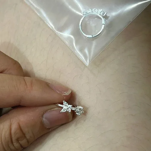 Khách đánh giá Bông tai bạc nữ S925 Khuyên Vòng Cánh Tiên Asimi Lyra Mariposa KT33