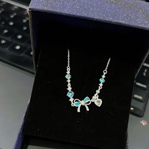 Khách đánh giá Lắc tay bạc nữ S925 Nơ Hồng Daisy Asimi Daisy Rosie Love LT57