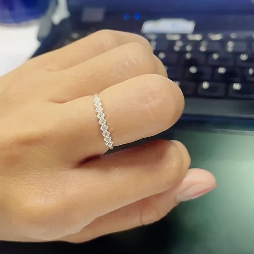 Khách đánh giá Nhẫn nữ bạc đính đá lấp lánh Asmi Line Gem NA04